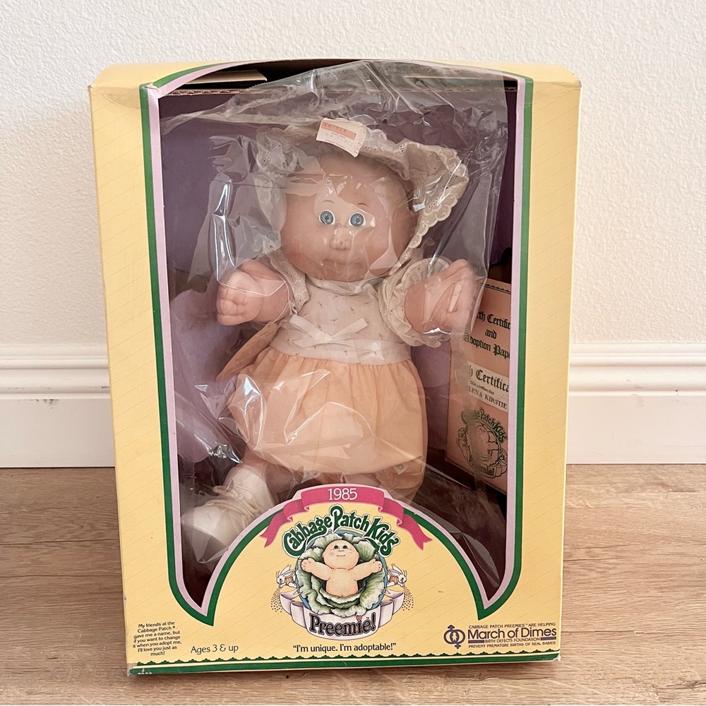 Vintage RARE‎ 1985 Coleco Cabbage Patch Kids In Box W/Certificate Helena Kirstie